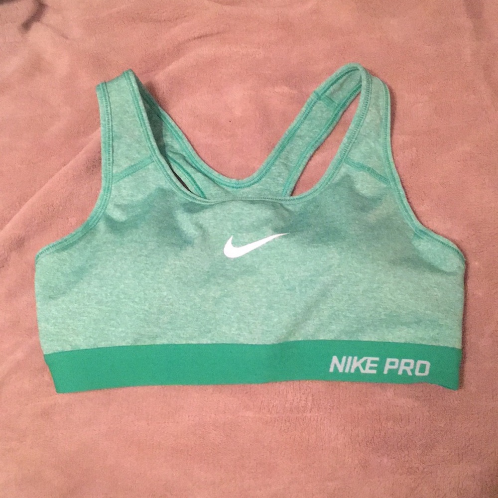 Nike Dri-fit sports bra